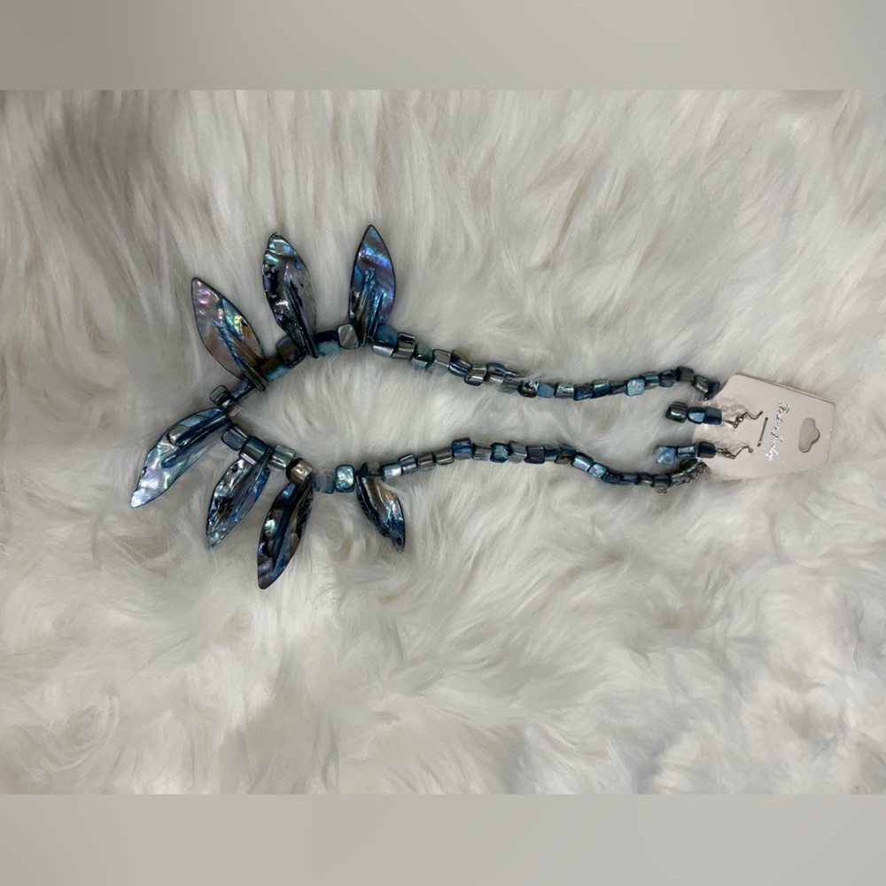 Shell Jewelry Set - Picture 3 of 3